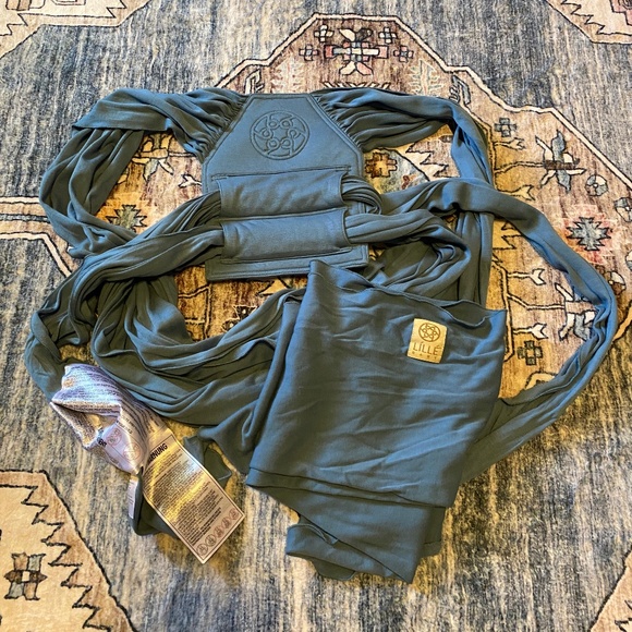 LILLE Baby Dragonfly Wrap in Bluestone - Picture 5 of 5